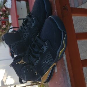 Jordan Nike Mars 270 size 6y.. Like new!!!!